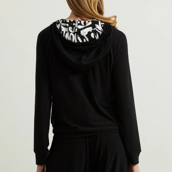 Joseph Ribkoff Women's Sz 10 Designer Graffiti Printed Black White Hooded Jacket - Picture 4 of 11
